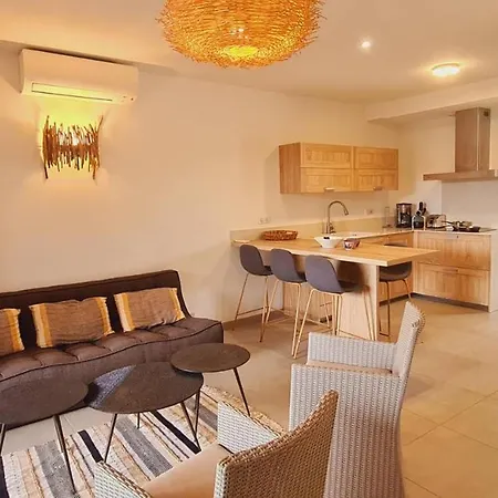 Mini Bay, 6 Pers, Piscine, 400 M