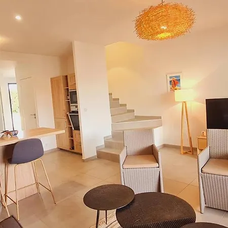 Apartment Mini Bay, 6 Pers, Piscine, 400 M