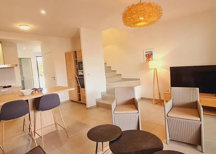 Appartement Mini Bay, 6 Pers, Piscine, 400 M